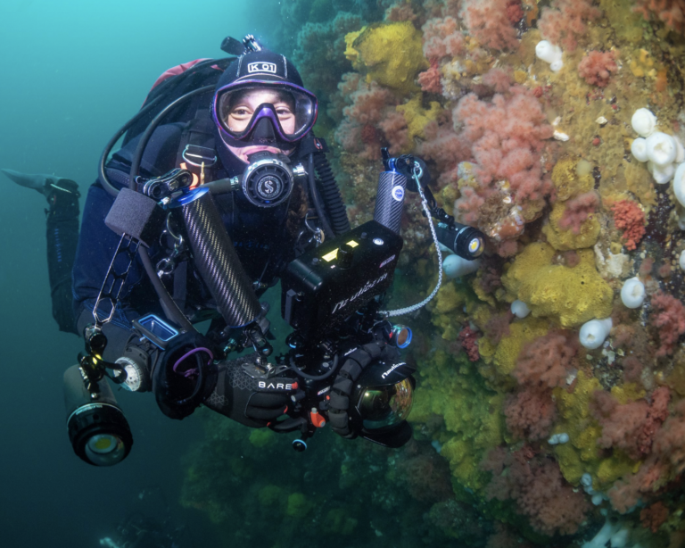 Tiare Boyes diving underwater
